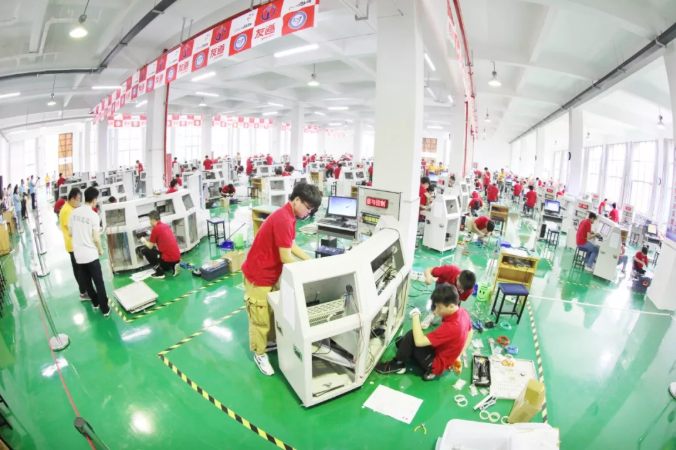 2019年全國職業院校技能大賽中職組“智聯友道杯” 通信與控制系統集成與維護賽項競賽現場